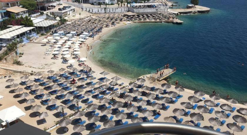 Zero Zero * Sarande